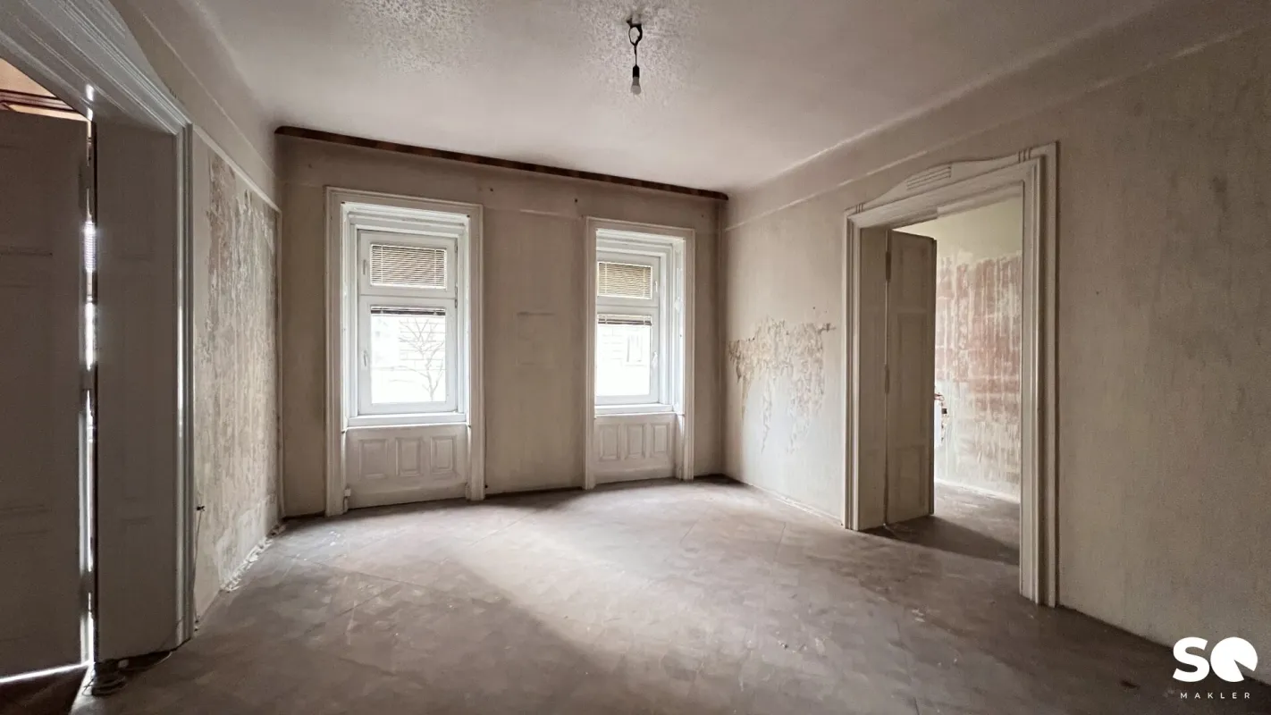 #SQ - SANIERUNGSBEDÜRFTIGE 3 ZIMMER ALTBAUWOHNUNG MITTEN IM 6ten /MARIAHILF APOLLOKINO - TOP 1&2 - Bild 1
