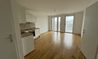 2  Zimmerwohnung mit großer verglaster Loggia - unbefristeter Mietvertrag