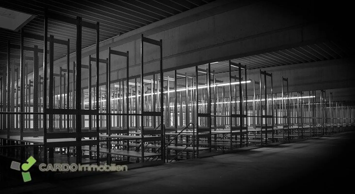 Vielseitige Gewerbefläche in Seyring, 1.000-8500m² Nutzfläche auf 3 Ebene mit große Parkplatz - Bild 1