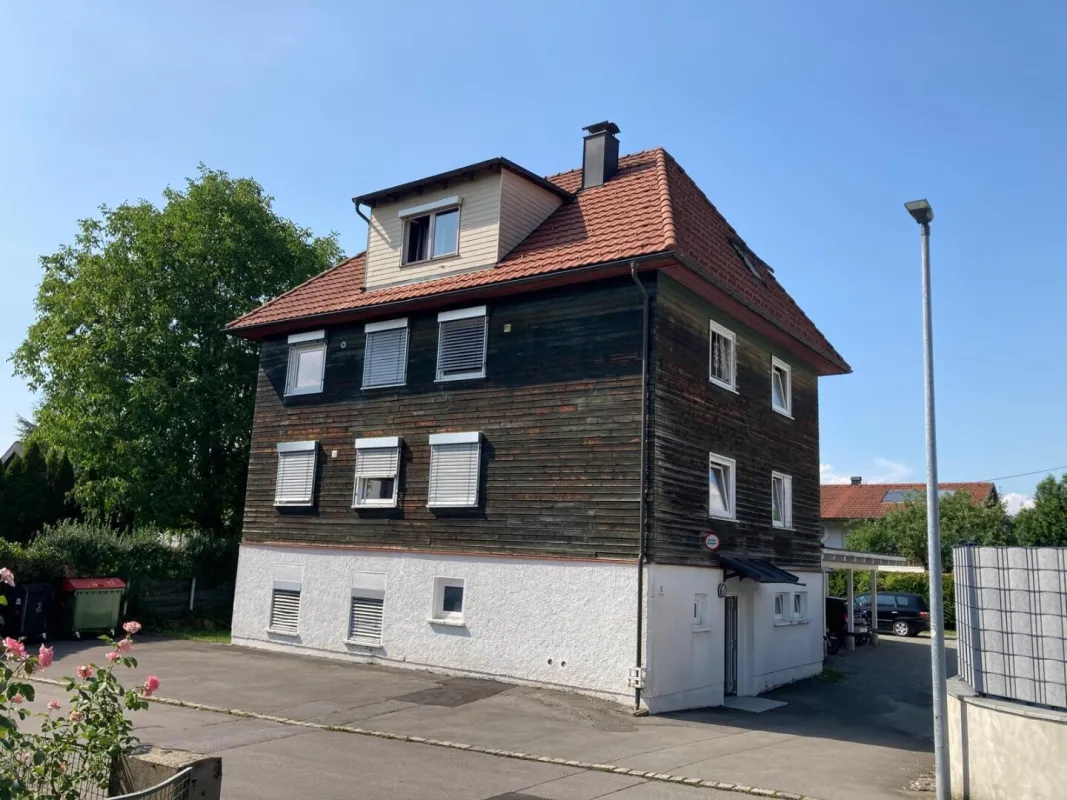 Zinshaus in Dornbirn, Vollvermietet, 17 Einzimmerappartements - Bild 1
