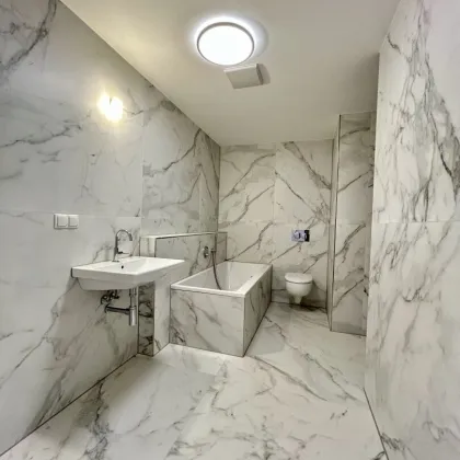 Traumhafte Maisonette in 1090 Wien: 3 Zimmer, Terrasse, luxuriöse Ausstattung! - Bild 2