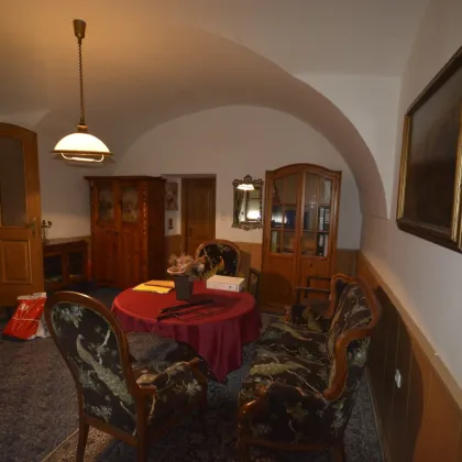 Luxuriöse Pension mit Garage, bedckte Pool, Weinkeller, Tennisplatz, renoviert und voll ausgestattet - Bild 3