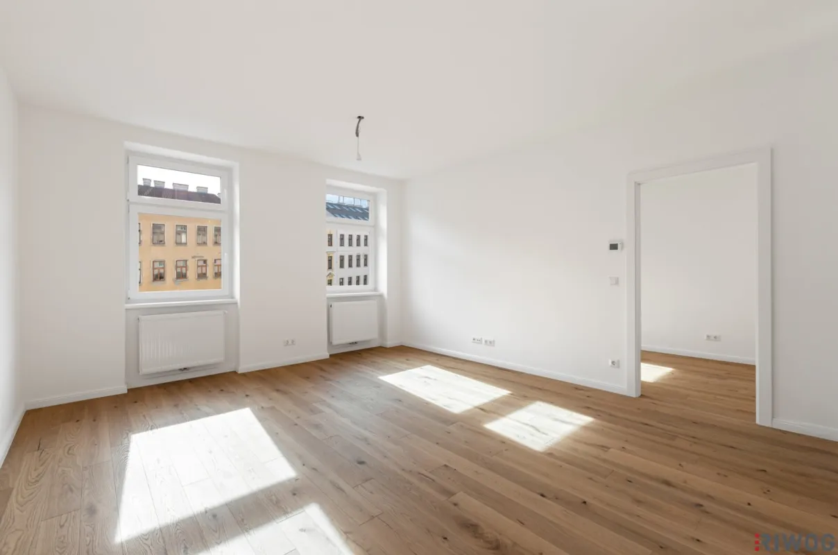 SONNIGE 2 ZIMMER // ALTBAUWOHNUNG // NÄHE LEIPZIGER PLATZ - U6 JÄGERSTRASSE // ERSTBEZUG - Bild 1