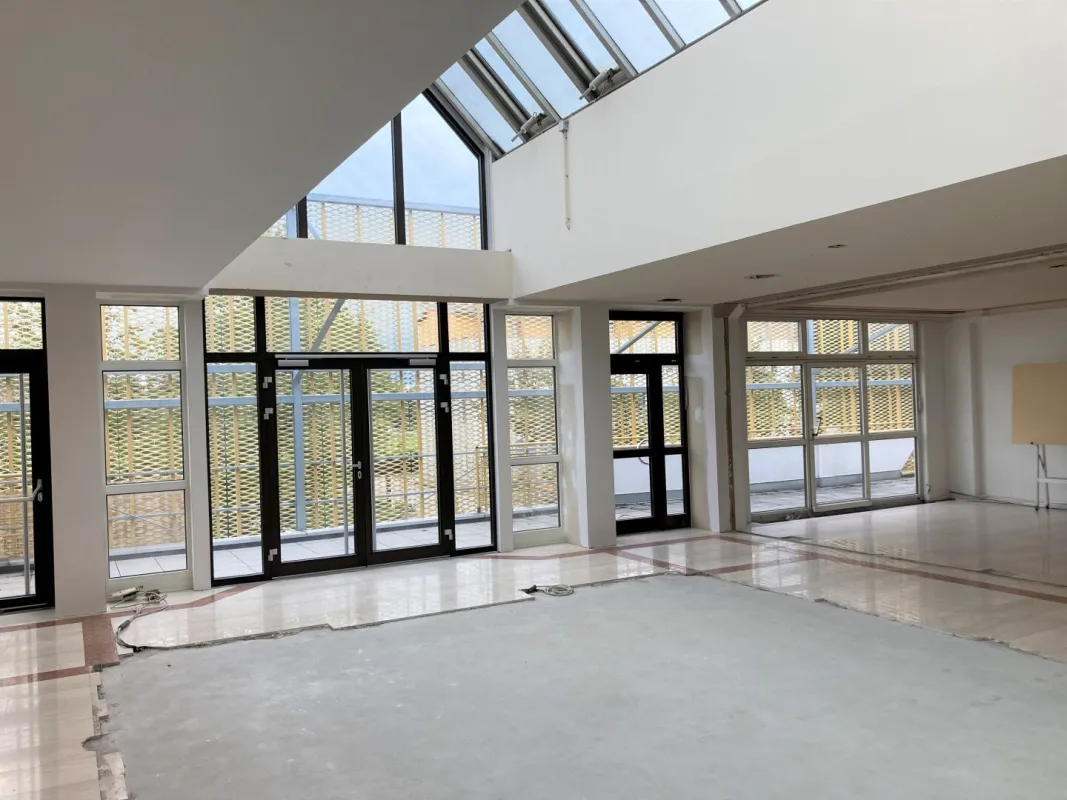 188 m² Geschäfts- /Gastro- /Bürofläche TOP 10 / 1. OG / Lift / Top-Lage / MPC Markt-Platz-Center Marchtrenk - Bild 1