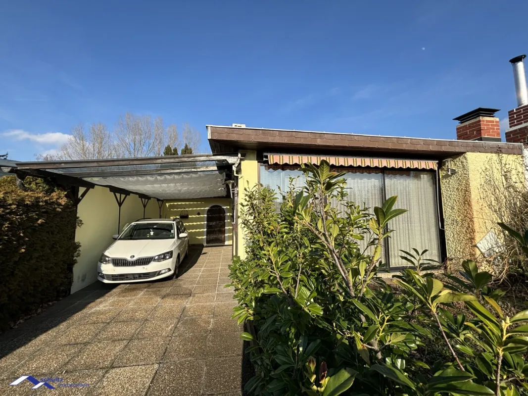 SCHULTZ IMMOBILIEN - Schönes Haus beim See! - Bild 1