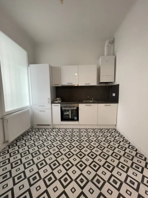 Top-Lage: 69m² Altbau-Wohnung, 2 Zimmer für 400.000 € - Bild 1