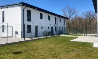 Provisionsfrei ! Belagsfertig ! Modernes Niedrigenergie-Reihenhaus Nähe Nationalpark Donauauen
