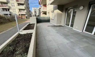 Kompakte günstige 2 -Zimmer Erdgeschoßwohnung mit 35 m² Terrasse- unbefristeter Mietvertrag