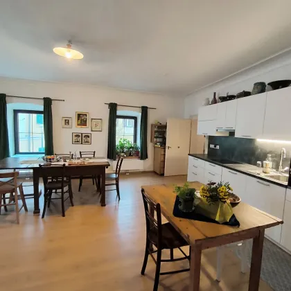 Stadthaus mit 2 Wohnungen und gut verpachtetem Restaurant "Bär und Schaf Wirtschaft" in Völkermarkt zu verkaufen! - Bild 2