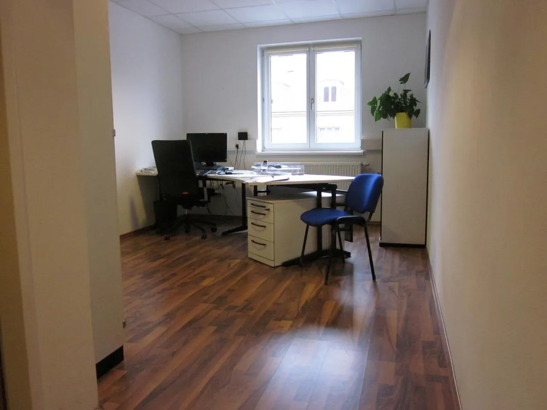 "Mitten im Zentrum... " - Bild 1