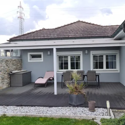 Haus - Arbeiten und Wohnen, Wintergarten, Terrasse, Garten, Garagen - Bild 3
