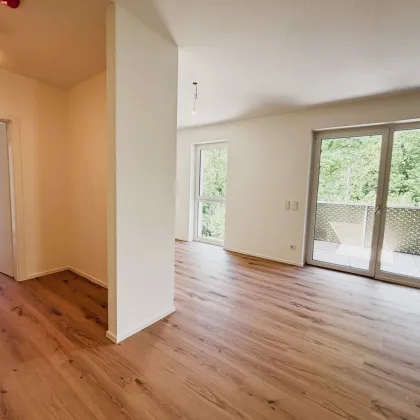 Viel Platz & zwei Balkone & 2 Badezimmer mit Blick in die Natur - Bild 3