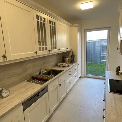 Modernes Reihenhaus mit 3 Schlafzimmern und Autoabstellplatz - Bild 2