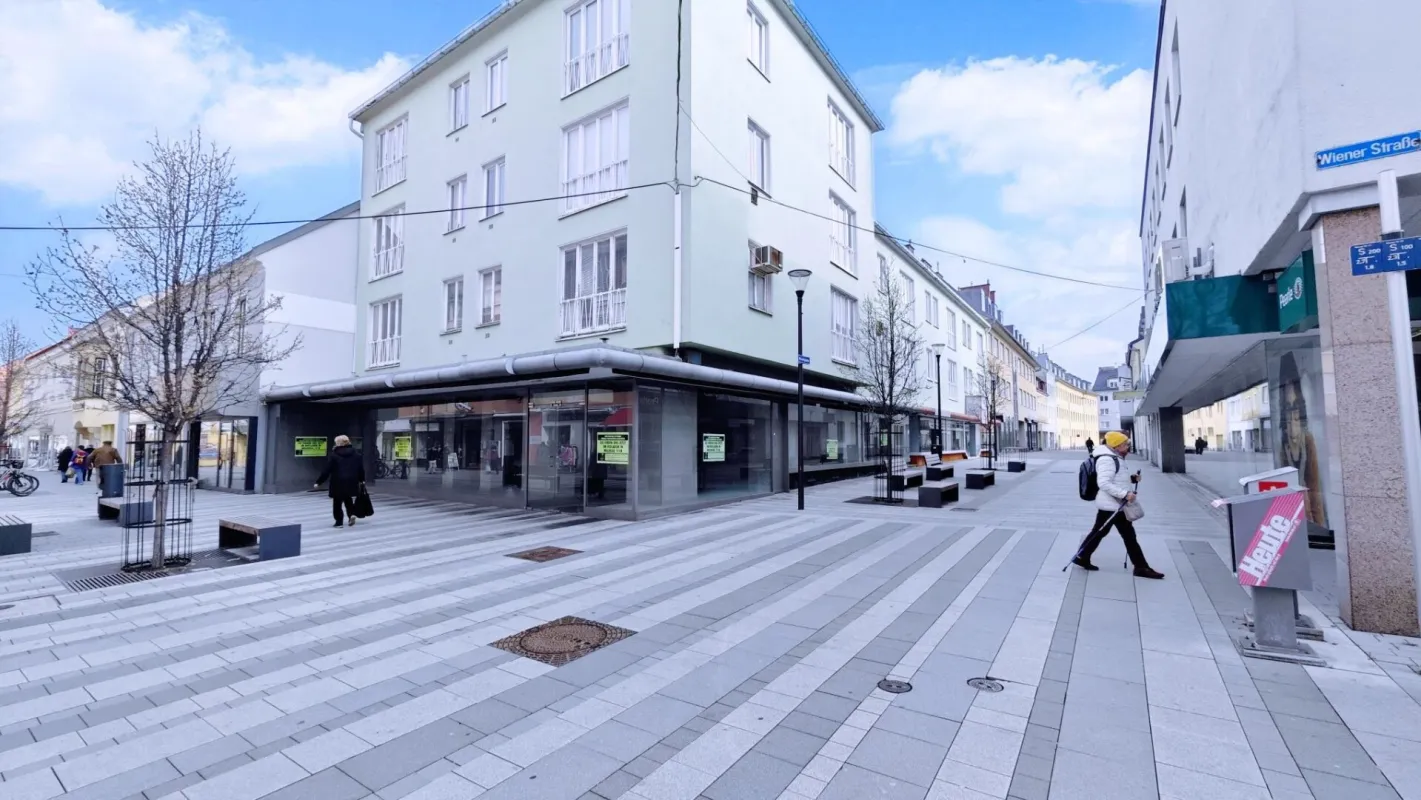 FUSSGÄNGERZONE: Geschäftslokal zu mieten - Bild 1