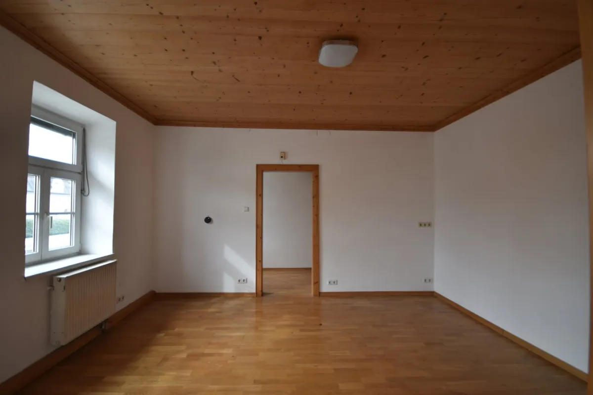 "NONNTAL - Charmantes altes Stadthaus im Dornröschenschlaf mit Potenzial" - Bild 1