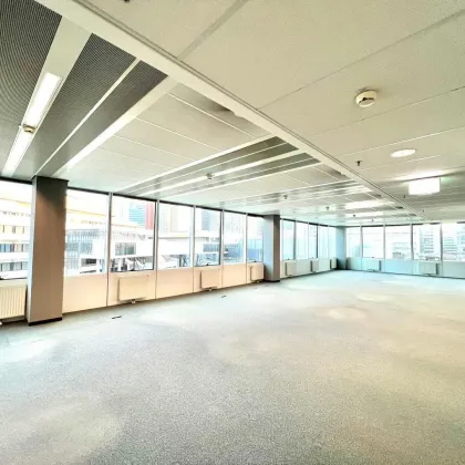 360 TOUR //GROSSRAUM-BÜRO IM SATURN TOWER - Bild 3