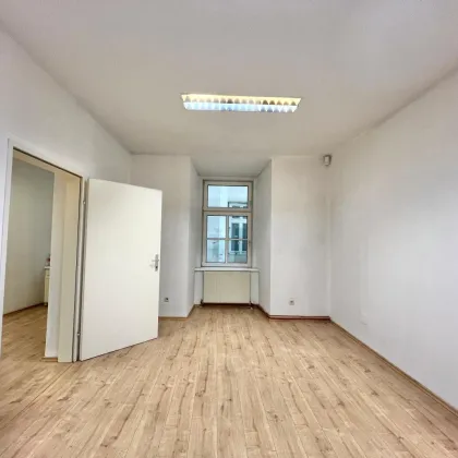 360 TOUR // GENEREALSANIERTES BÜRO im BIEDERMEIERHAUS - Bild 3