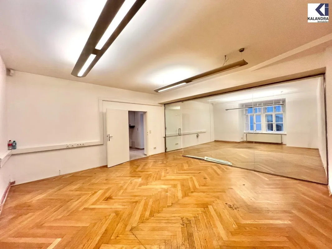 360 TOUR // GENEREALSANIERTES BÜRO im BIEDERMEIERHAUS - Bild 1