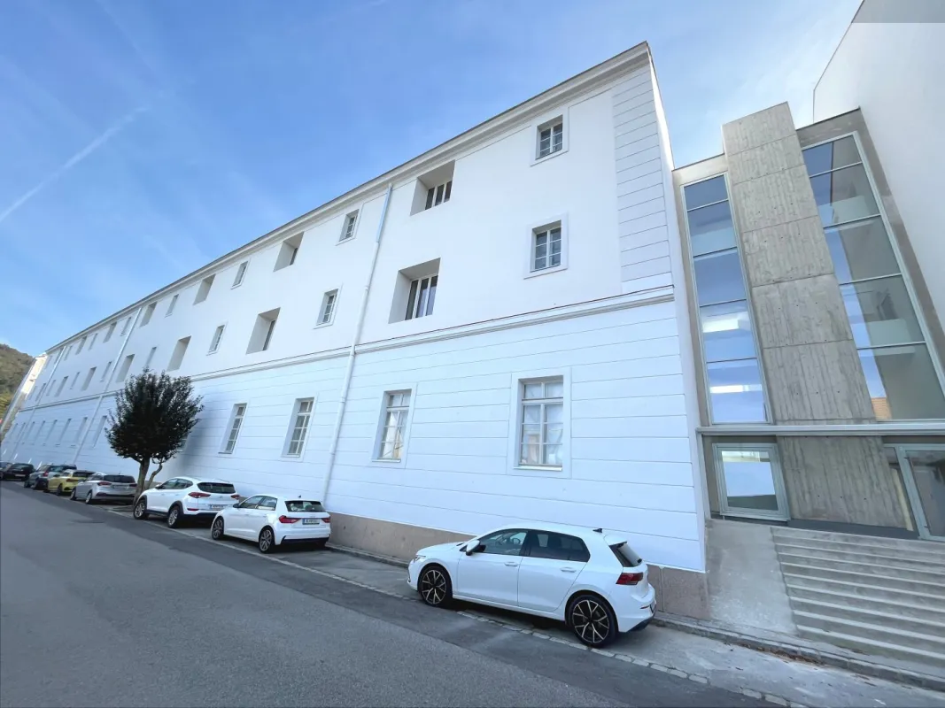 Historisches Kloster wird zu modernem Wohntraum: Exklusive Wohnungen in Hainburg - Bild 1