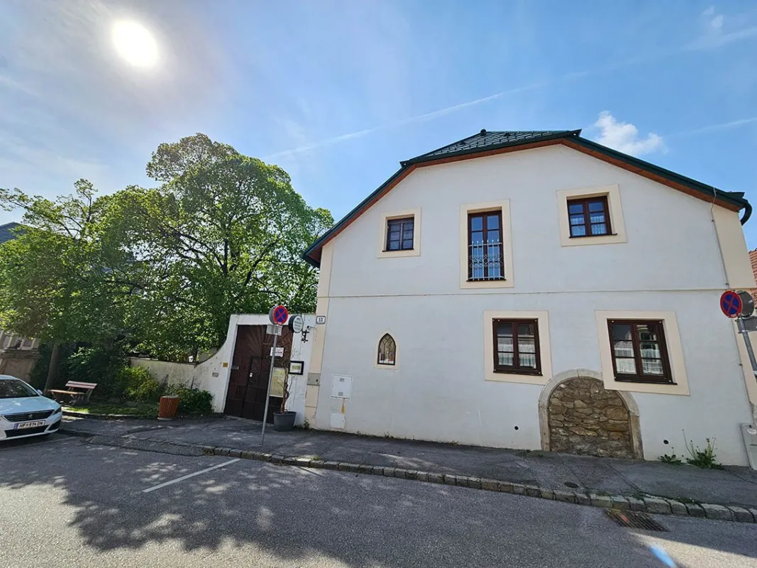 *** GESCHICHTSTRÄCHTIGER, GUT EINGEFÜHRTER HEURIGER + PENSION *** - Bild 1