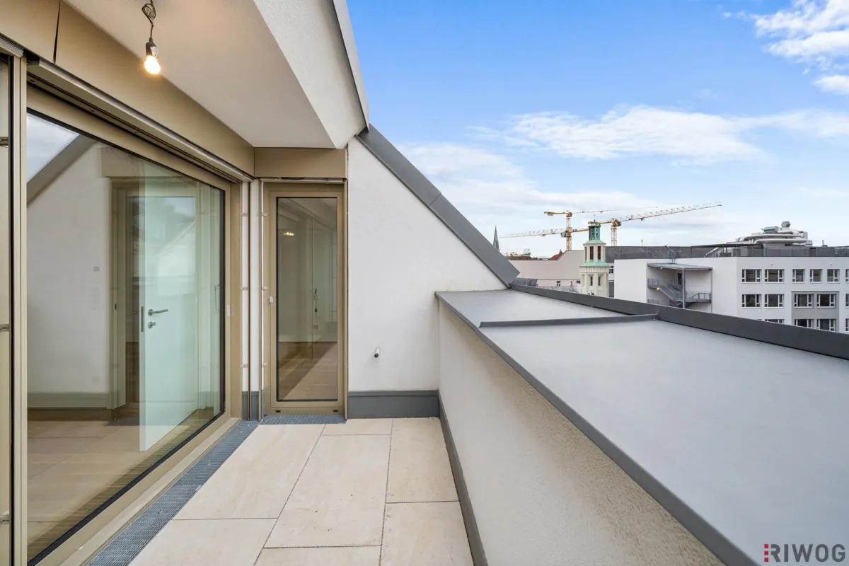 Neue Dachgeschoss Loggiawohnung | 2 Minuten zur Mariahilferstr. | 7m² Loggia | 2 Minuten zur U6 und U3 - Bild 1