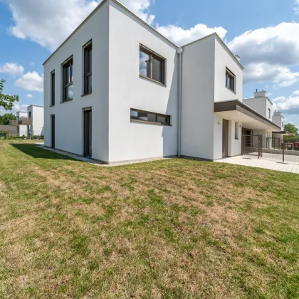Exklusives 5-Zimmer Einfamilienhaus mit traumhaftem Garten - Bild 2