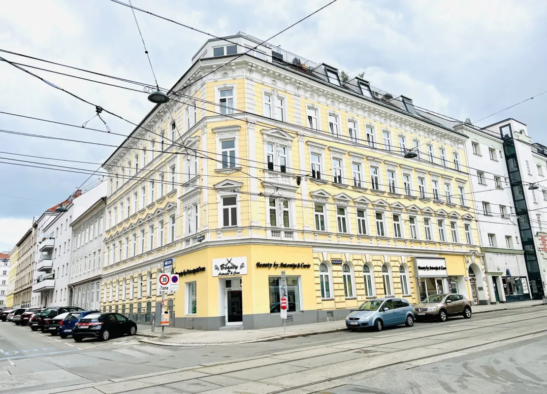 KOFFER PACKEN UND EINZIEHEN- Helle Teilsanierte 3. Zimmer Wohnung nahe U3 zu verkaufen... - Bild 1