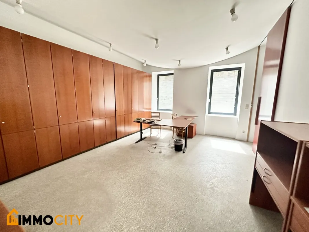 Top Büro in Bestlage: 252,80 m² Bürofläche in der Fuchsthallergasse 13, 1090 Wien - Bild 1