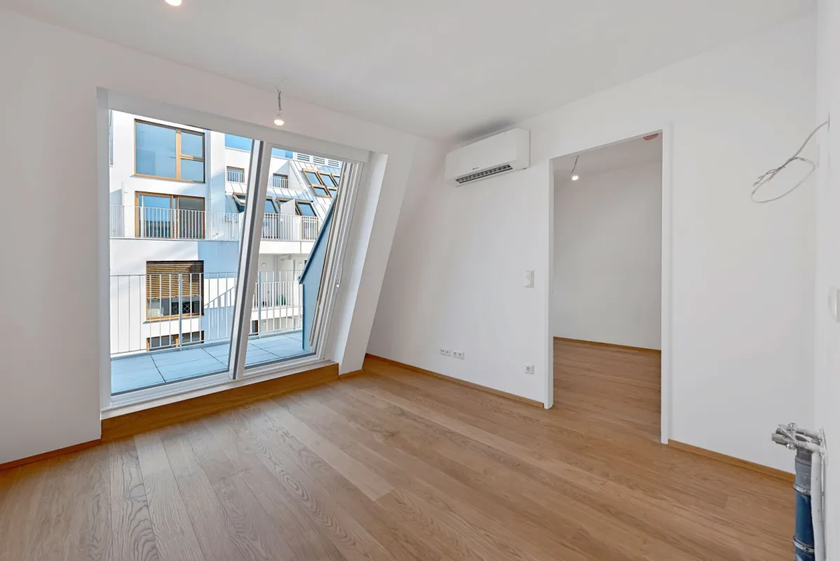 THE TEMPTATION - Vorsorgewohnung - Dachgeschosswohnung mit toller Raumaufteilung - 2 ZI - Großer Balkon - Bild 1