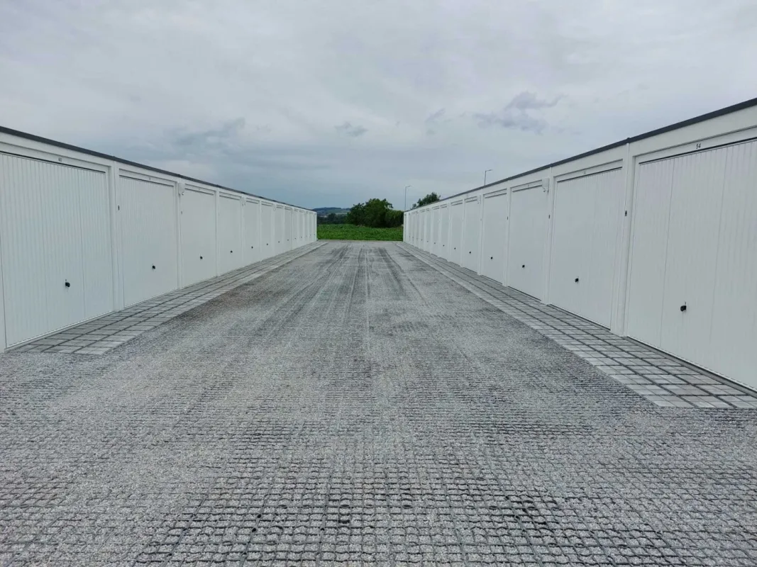 Garage in Herzogenburg Nord Nähe St. Pölten und Krems zu Vermieten - Bild 1