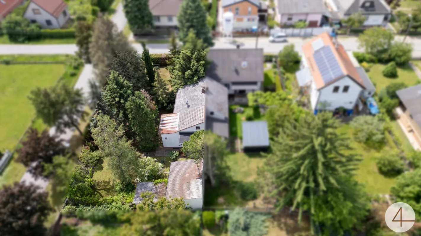 Kleines Haus auf idyllischem 800m2 Eckgrundstück - Bild 1