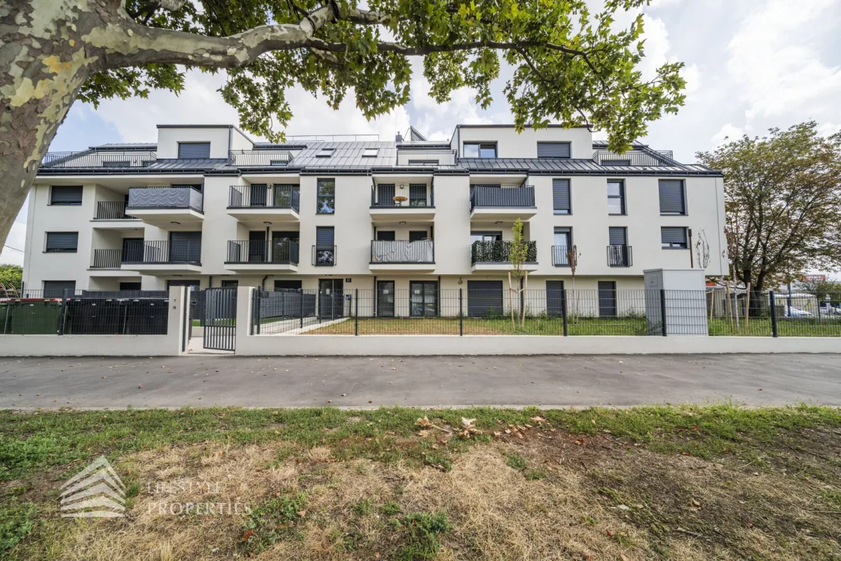 Attraktives Wohnungspaket aus 5 modernen Neubauwohnungen - Bild 1