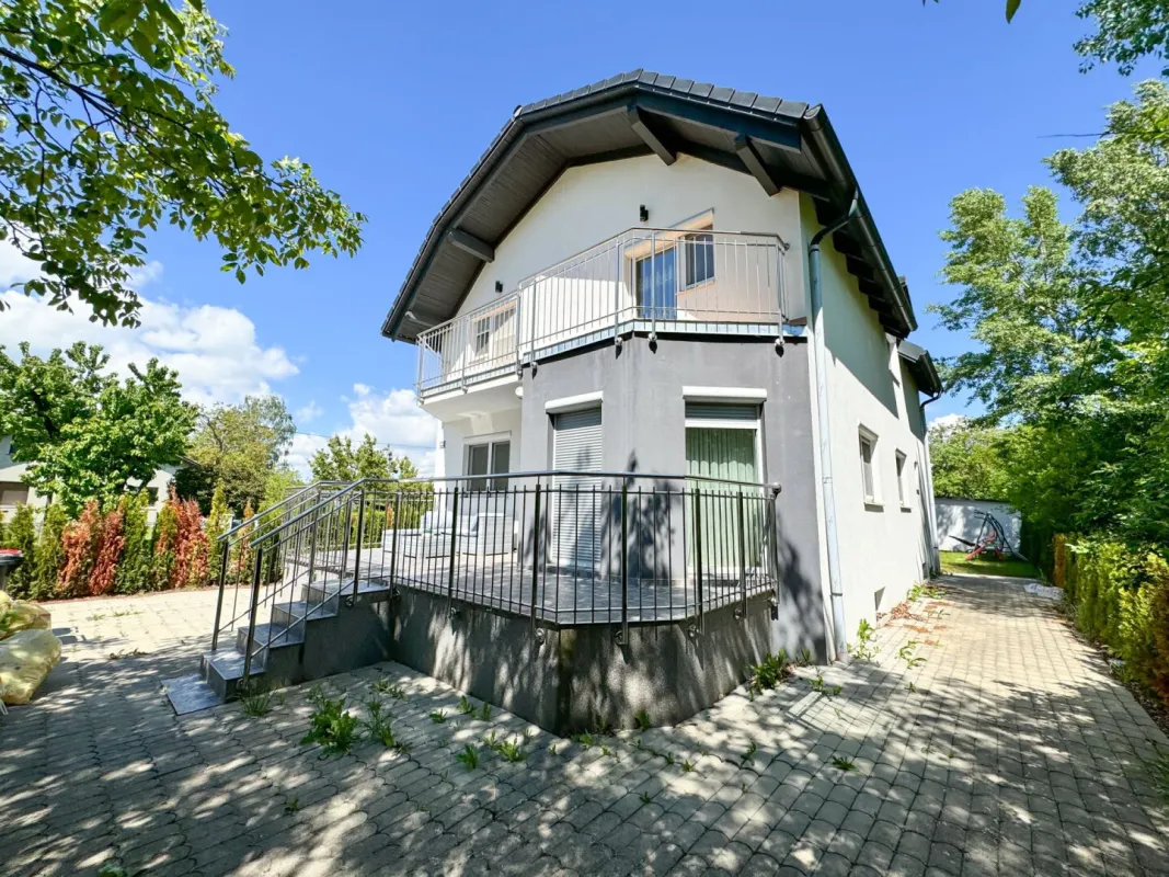 Einfamlienhaus in Ruhelage mit großem Garten zu verkaufen! - Bild 1