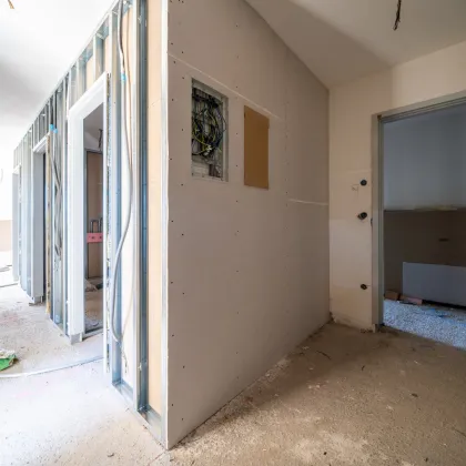 Nähe Donauzentrum: Traumhafte 3-Zimmer Wohnung mit 15qm Balkon - Bild 3
