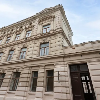 IDEALE 2 ZIMMER ALTBAUWOHNUNG II PRESTIGE UND ELEGANZ II WOHNEN IM DENKMALGESCHÜTZEN MÖDLINGER STADTJUWEL II FUSSGÄNGERZONE - Bild 2