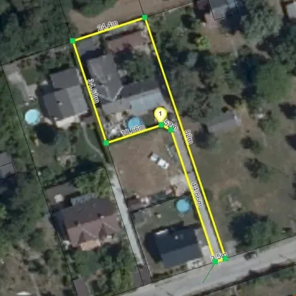 Provisionsfrei und Preisreduziert !! Haus mit 2 Wohneinheiten, 256m2 Wohnfläche, 8 Zimmer - 12 Gehminuten zum Bahnhof - Bild 2