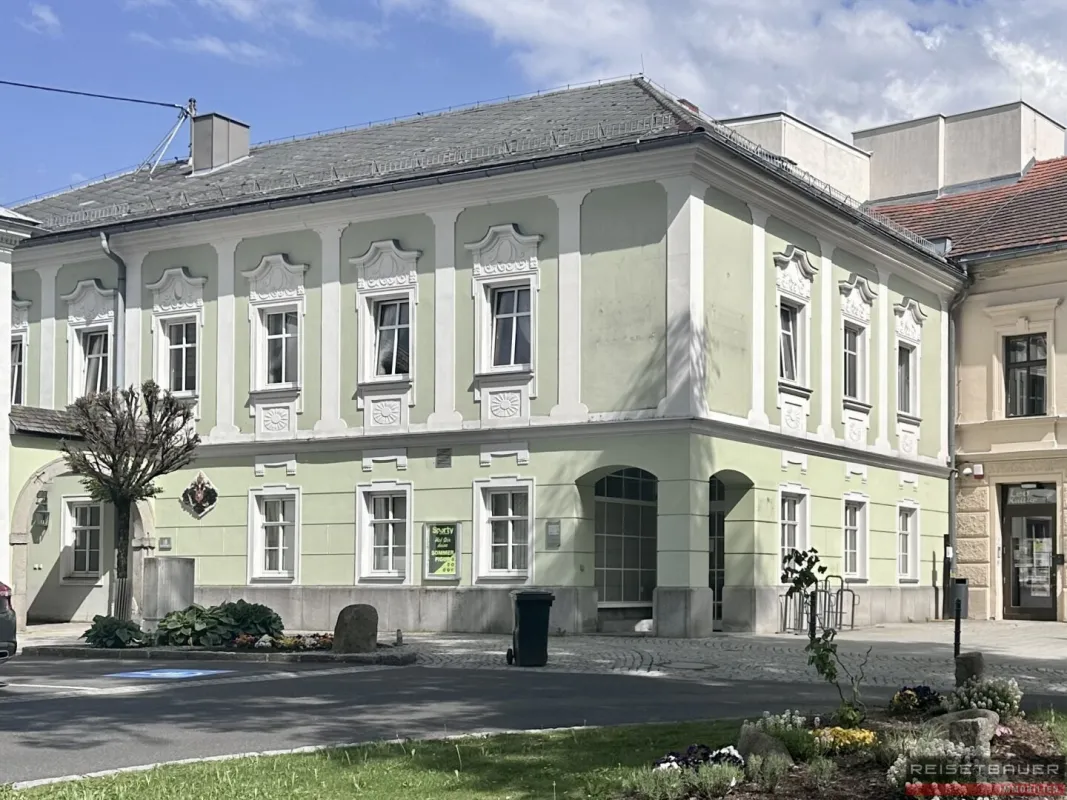 HISTORISCHES STADTHAUS AM HAUPTPLATZ - Bild 1
