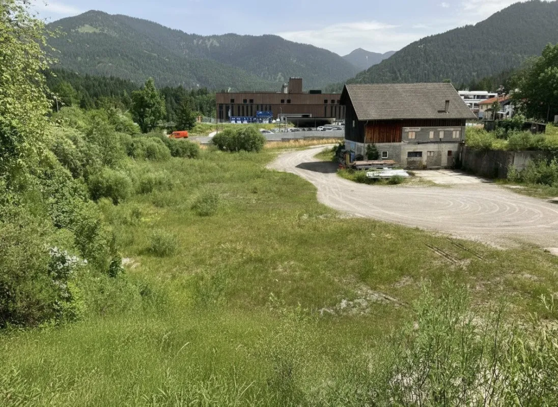 Über 11.500 m² Gewerbefläche in Reutte/ Breitenwang direkt an der B179 zu vergeben! - Bild 1