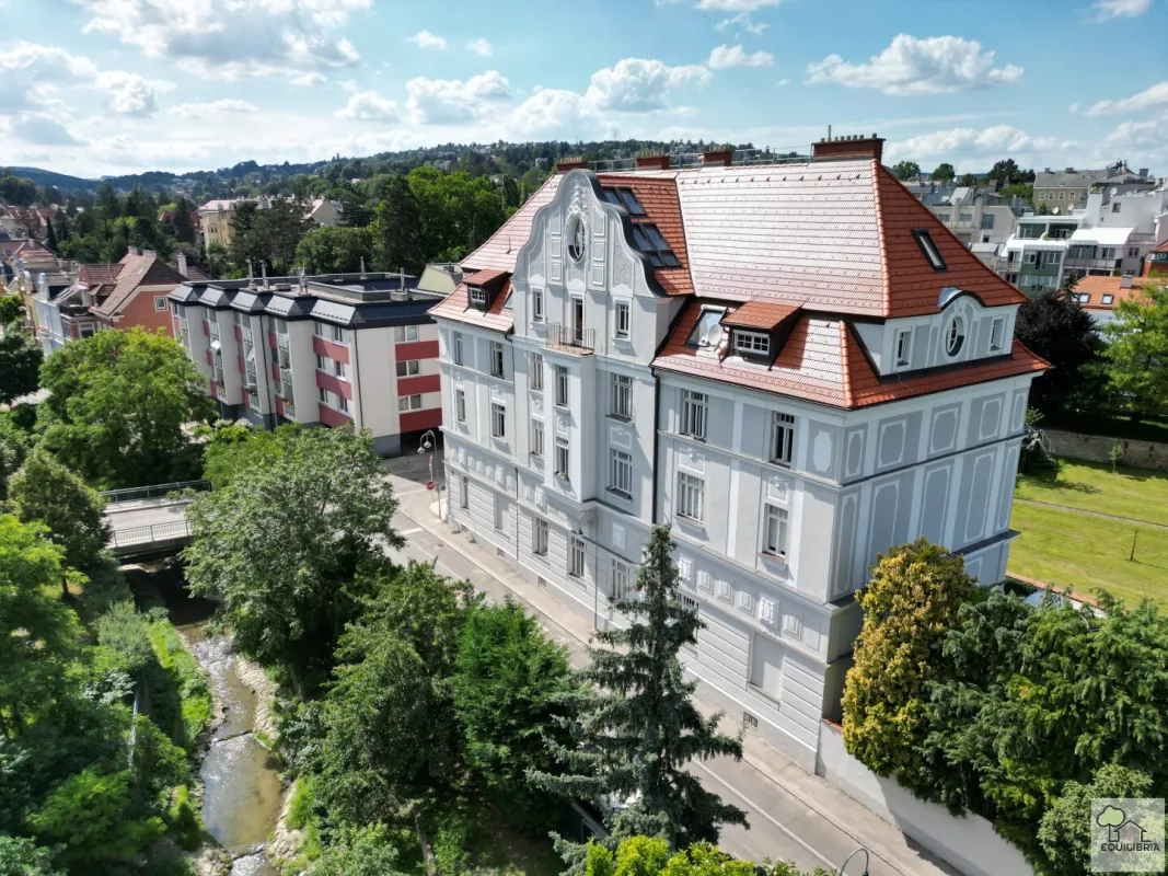 Gewinner des Klosterneuburger Stadtbildpreis 2024! Traumhafte Dachgeschosswohnung in Klosterneuburg - Modernes Wohnen mit Terrasse für 699.000,00 €! - Bild 1
