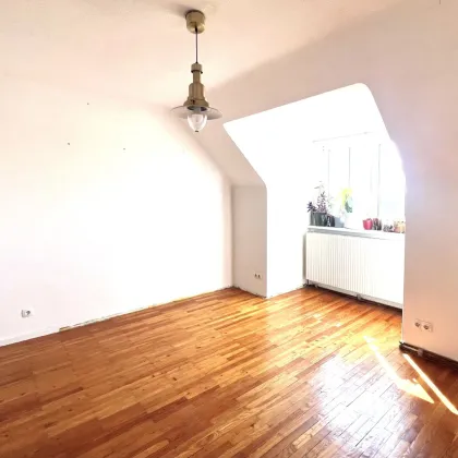 Dachgeschoss mit Traumblick! - Bild 2