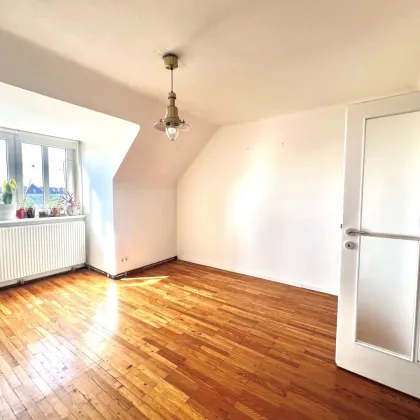 Dachgeschoss mit Traumblick! - Bild 3