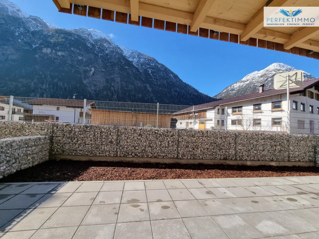 Reihenhaus mit 2 Wohnungen zur touristischen Vermietung - Bild 1