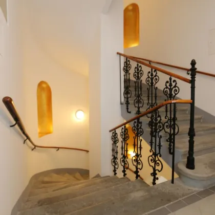 Komplett sanierter Erstbezug+ Helle + ruhige + 3 Zimmer + Dachgeschoss Maisonette + Klimaanlage+ in renoviertem Jahrhundertwendehaus + 4.Liftstock+ Kellerabteil +U4 Friedensbrücke+  Augartennähe+  Donaukanal+ Straßenbahnlinen 5,33 Walleinsteinstraße, D - Bild 2