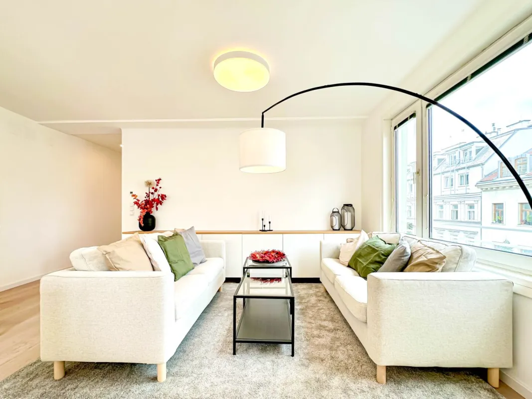 WOHNTRAUM IN BRIGITTENAU - lichtdurchflutet und (auf Wunsch) möbliert! - Bild 1