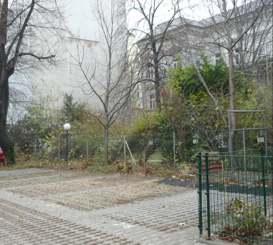 PKW Hofstellplatz nähe Augarten zu mieten! - Bild 1