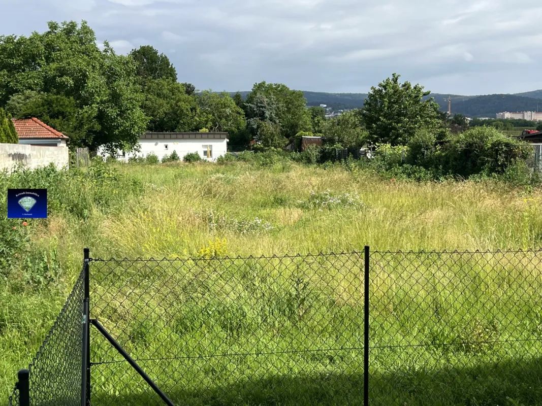 Eisenstadt sehr sonniges Baugrundstück in Eisenstadt wenige Minuten zu Fuß ins Zentrum - Bild 1