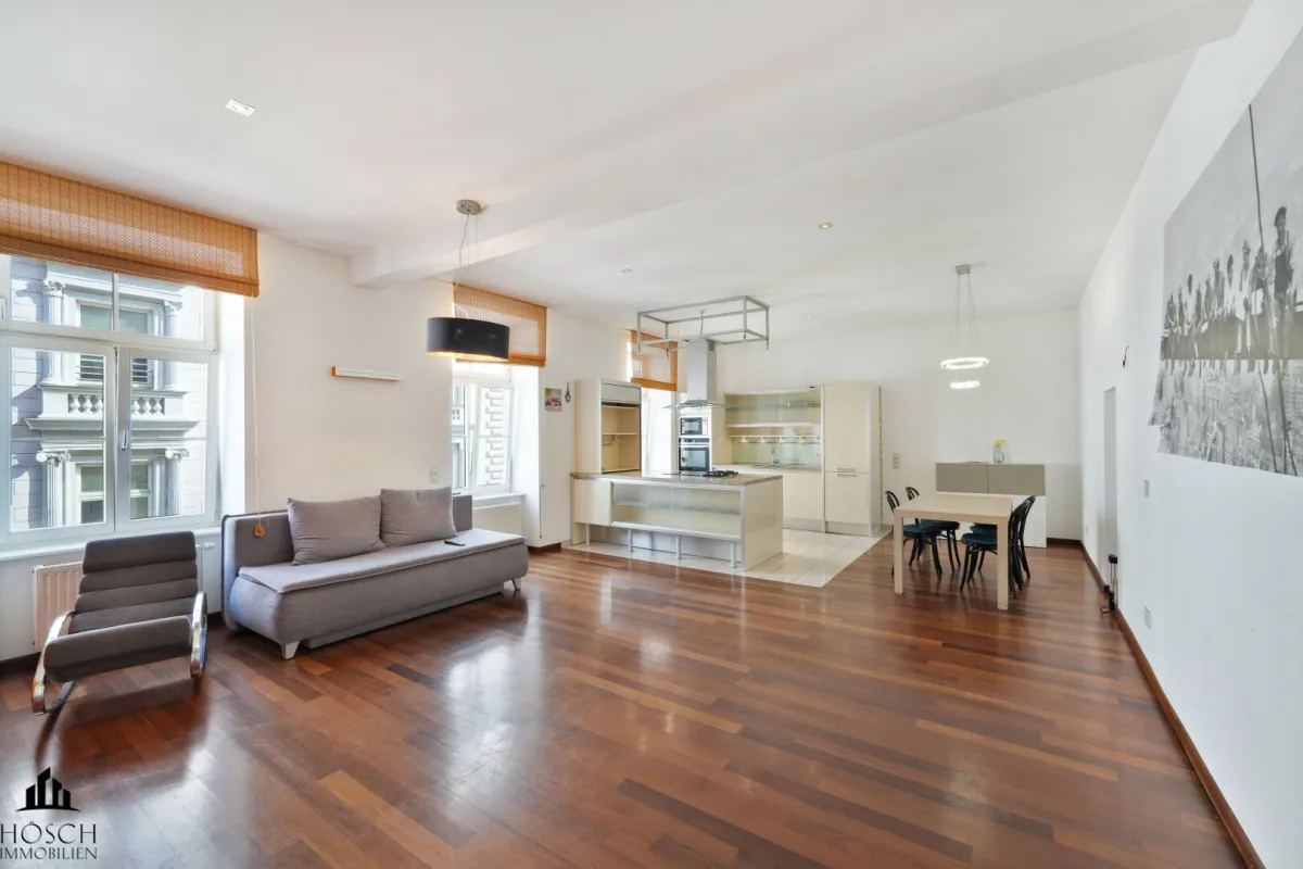 Schicke 4-Zimmer-Wohnung in top City-Lage - Bild 1