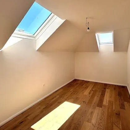 ++++3-Zimmer-Dachgeschosswohnung mit herrlicher Sicht auf die Umgebung-inkl. 2 Parkplätze++++ - Bild 3