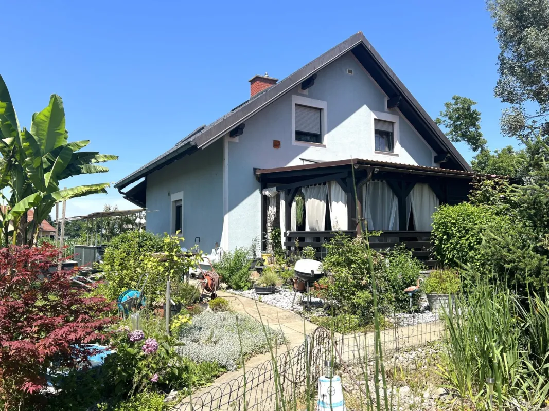 Ihr Wohntraum in der Südsteiermark! – Stilvolles Einfamilienhaus in sonniger Ruhelage von Straß zum unschlagbaren Preis! - Bild 1