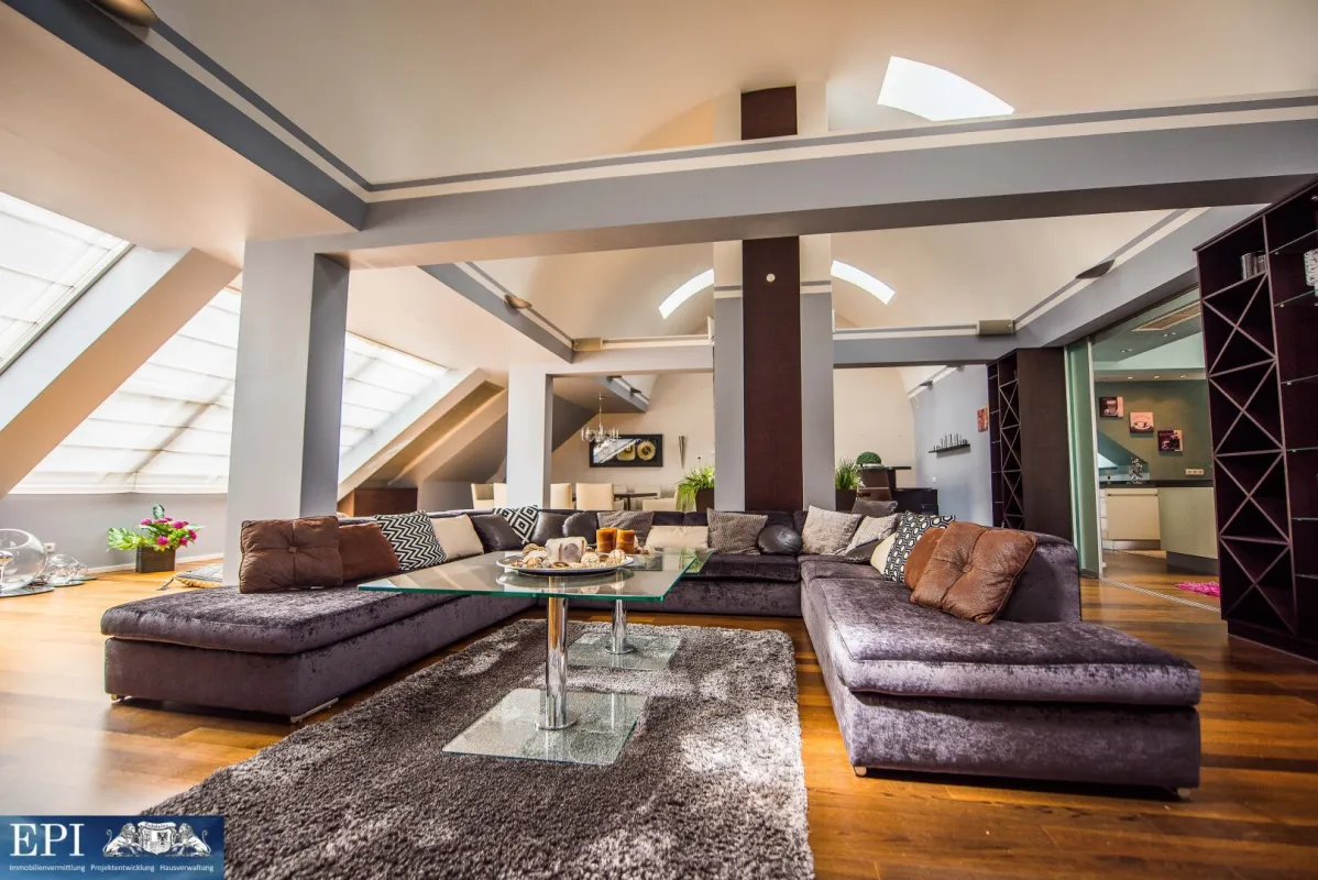 Exklusive Penthouse-Wohnung in bester Lage -  Traumhafte Terrasse mit Blick auf den Stephansdom - Bild 1